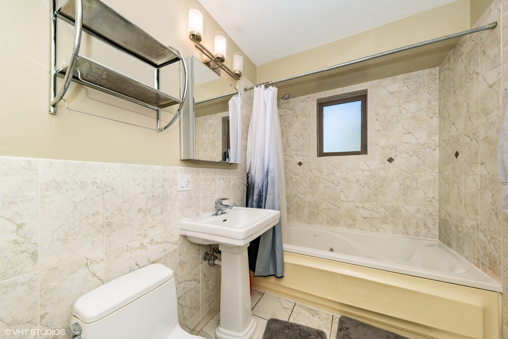 1908 West Augusta Boulevard, Unit 2 Chicago, IL 60622 - Photo 10 of 17