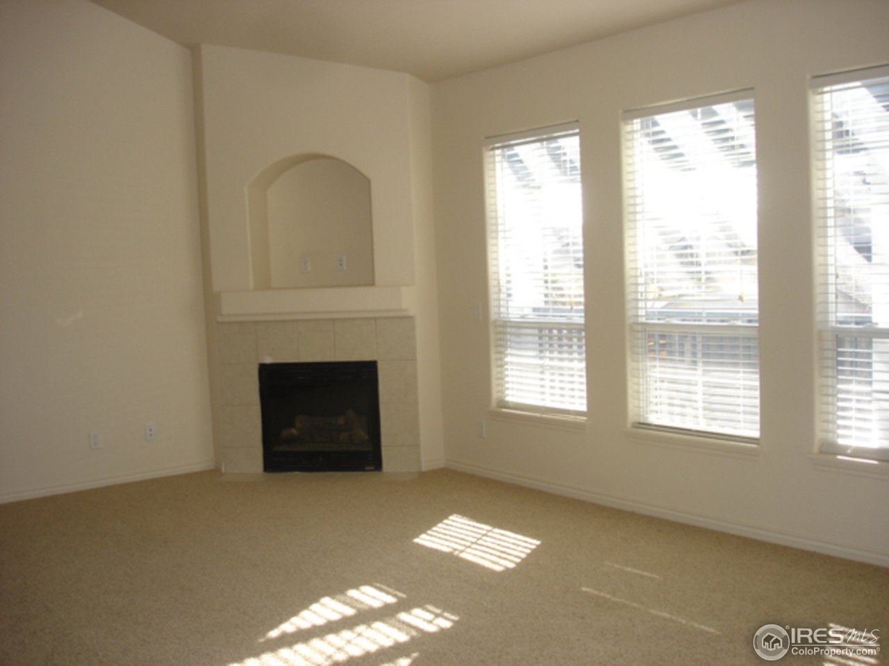 4672 West 20th Road, Unit 1225 Greeley, CO 80634 - Photo 3 of 7 Living Room