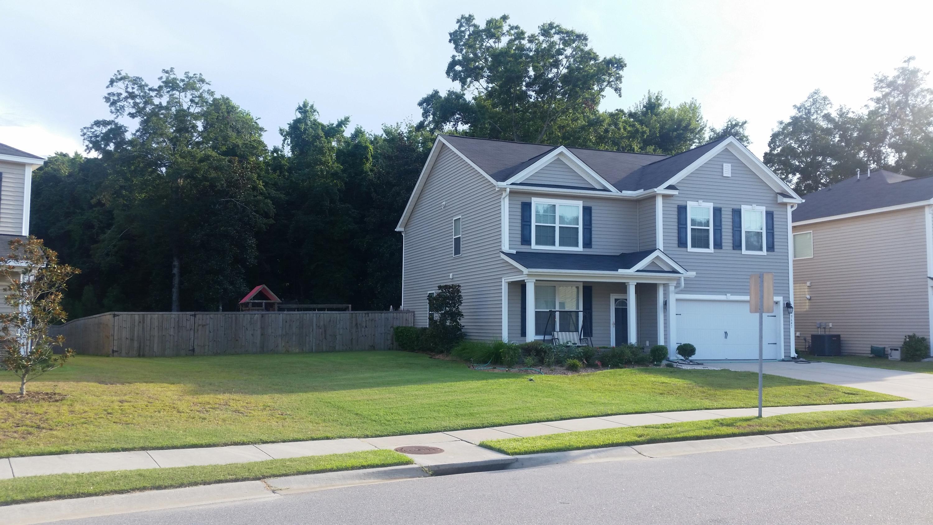 3641 Locklear Lane Mount Pleasant, SC 29466 - Photo 4 of 30 left wide angle ext