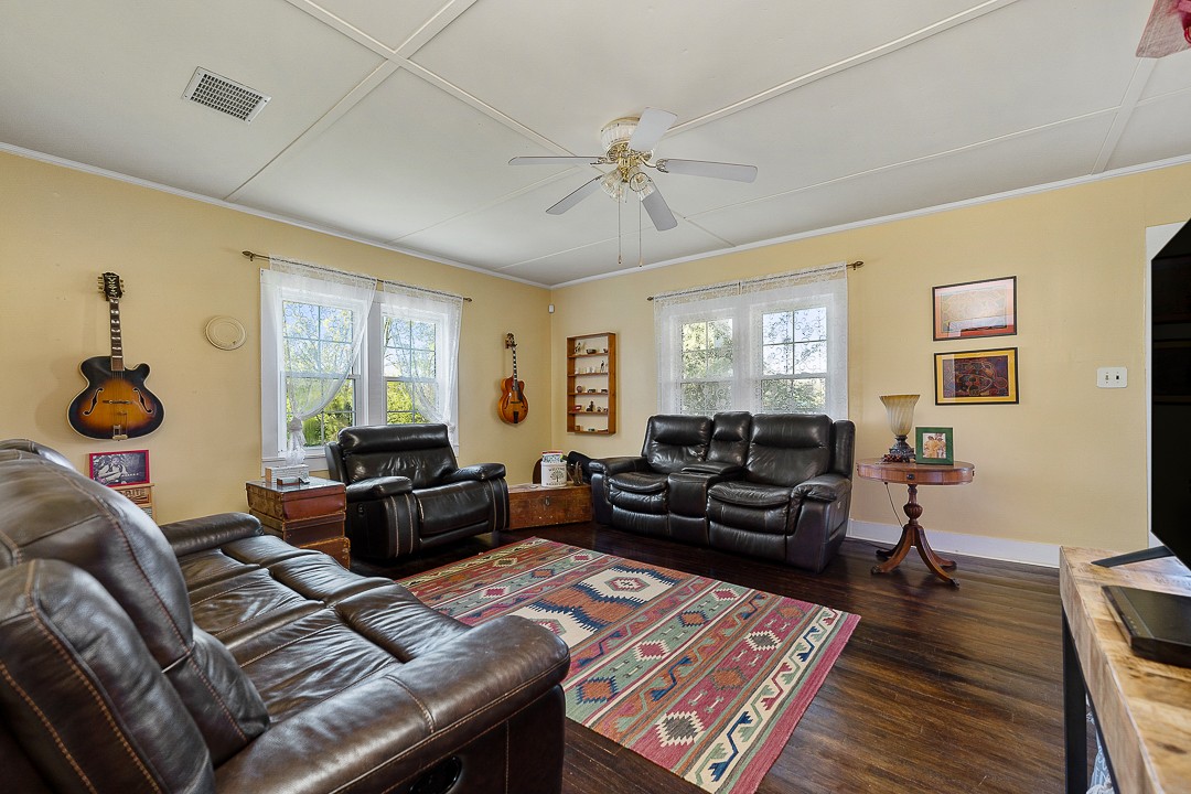 6999 Old Kentucky Road Sparta, TN 38583 - Photo 3 of 37 Gallery Image 3