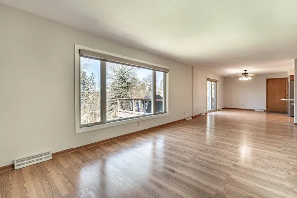 $619,000 | 1721 Minnehuta Drive, Fergus Falls, MN 56537