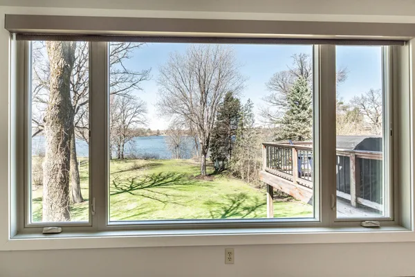 $619,000 | 1721 Minnehuta Drive, Fergus Falls, MN 56537