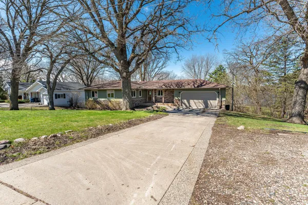 $619,000 | 1721 Minnehuta Drive, Fergus Falls, MN 56537