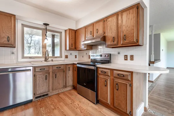 $619,000 | 1721 Minnehuta Drive, Fergus Falls, MN 56537