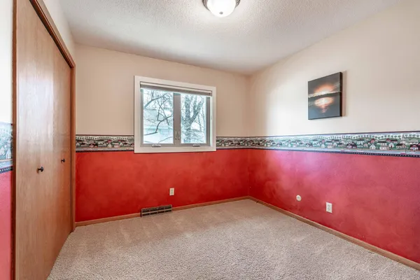 $619,000 | 1721 Minnehuta Drive, Fergus Falls, MN 56537