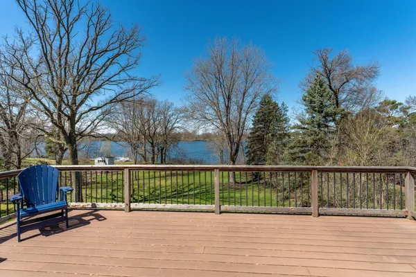 $619,000 | 1721 Minnehuta Drive, Fergus Falls, MN 56537