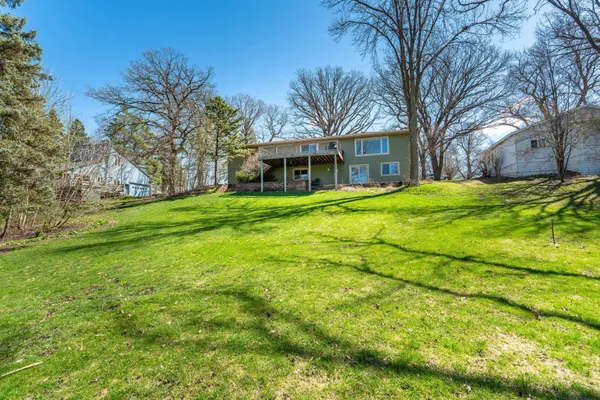 $619,000 | 1721 Minnehuta Drive, Fergus Falls, MN 56537