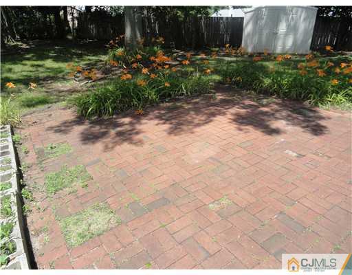 21 Abbott Road Somerset, NJ 08873 - Photo 15 of 17