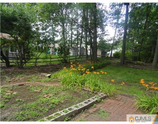21 Abbott Road Somerset, NJ 08873 - Photo 16 of 17