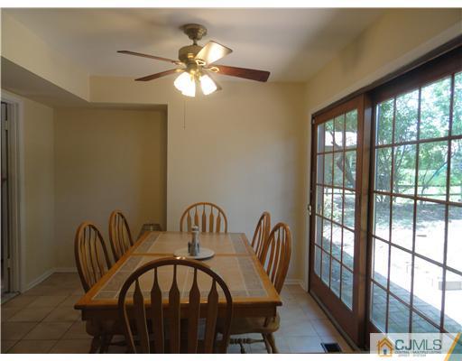 21 Abbott Road Somerset, NJ 08873 - Photo 4 of 17