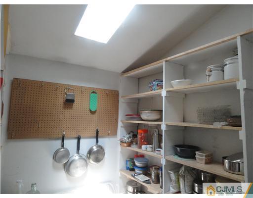 21 Abbott Road Somerset, NJ 08873 - Photo 5 of 17