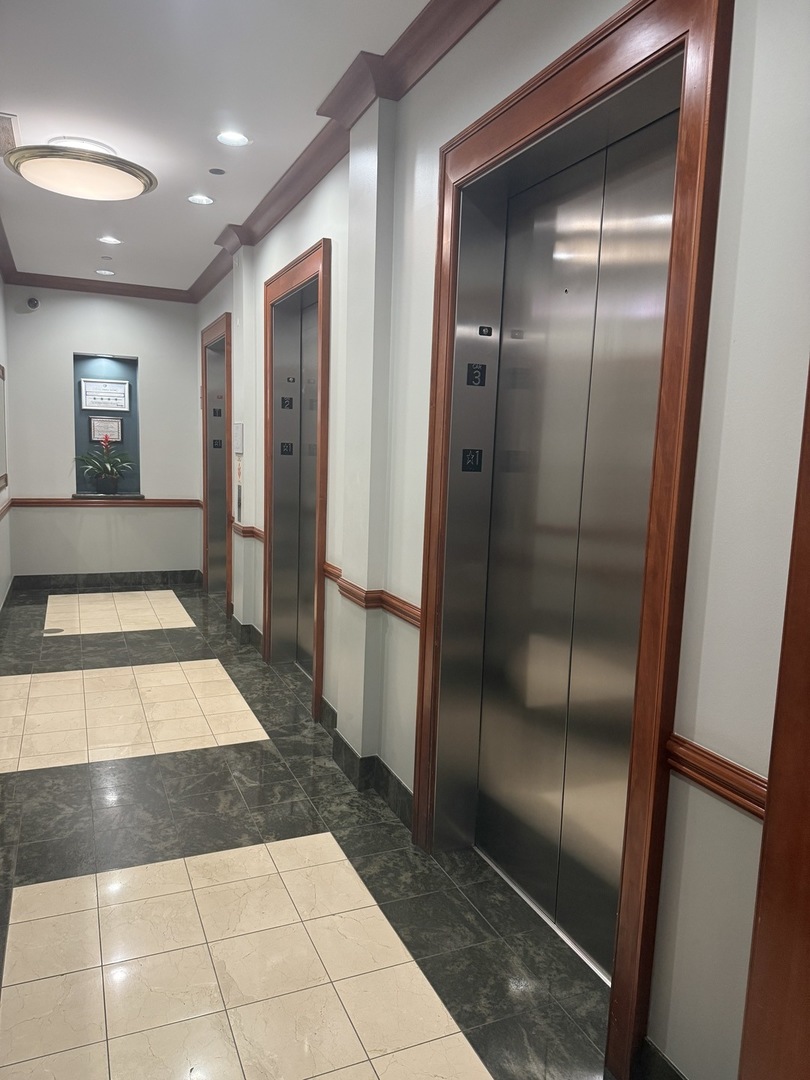 1101 South State Street, Unit 1505 Chicago, IL 60605 - Photo 10 of 20