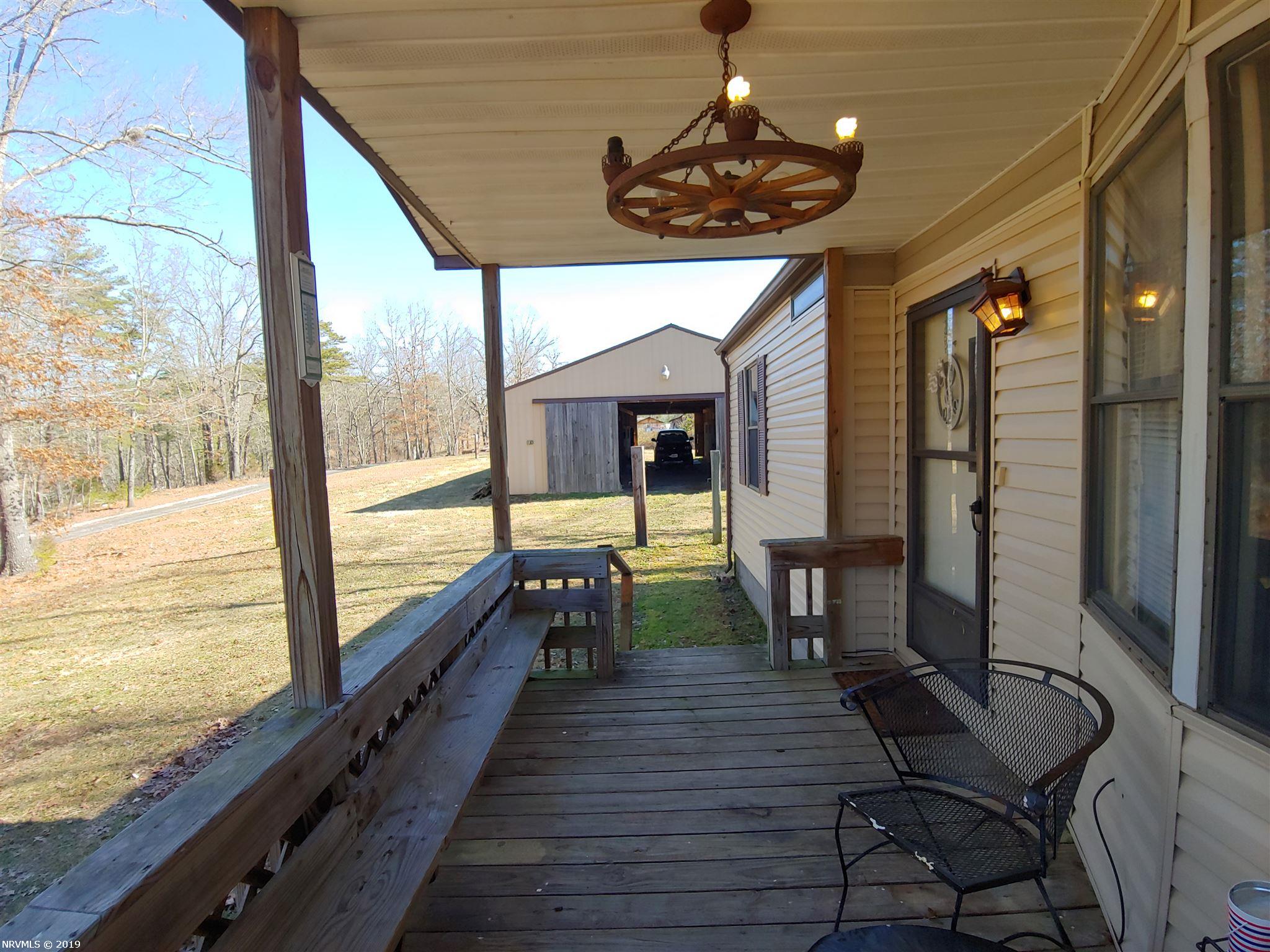 3907 North Fork Road Elliston, VA 24087 - Photo 3 of 26 Gallery Image 3