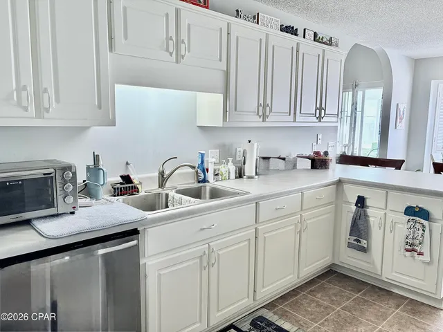$379,900 | 4005 Leeann Circle, Panama City, FL 32405