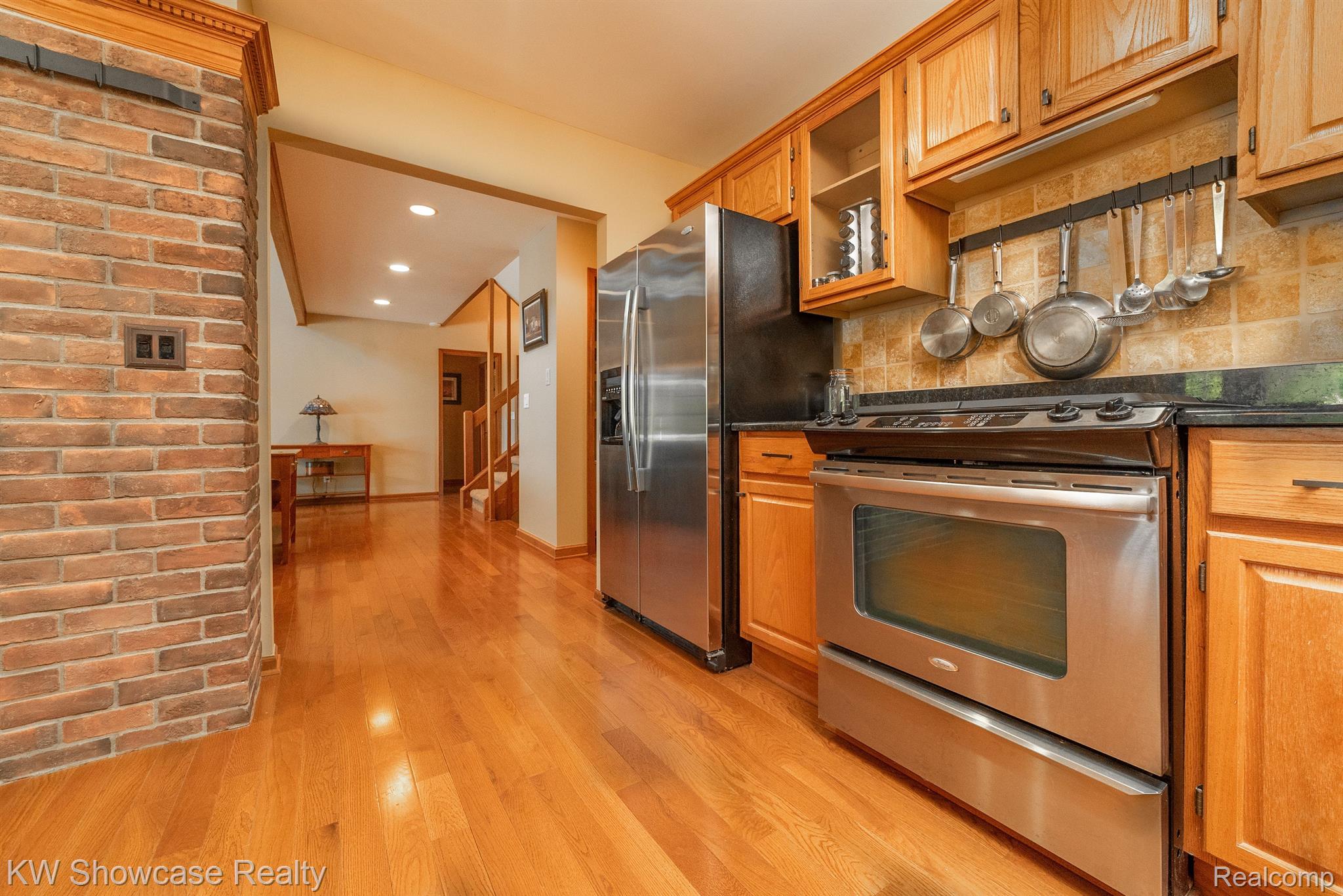 4480 Cooley Lake Road Commerce Township, MI 48382 - Photo 8 of 44 Gallery Image 8