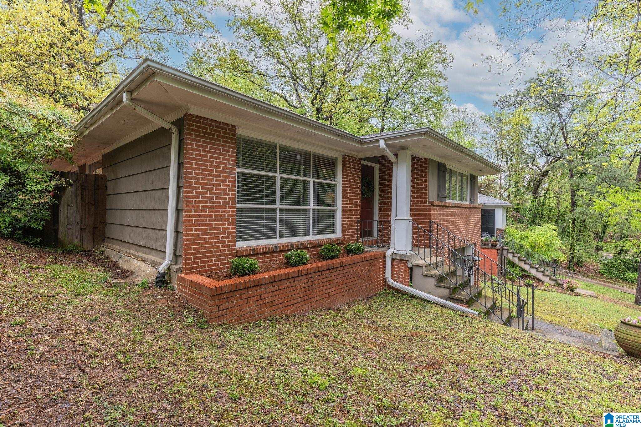 1082 Columbiana Road Birmingham, AL 35209 - Photo 3 of 32