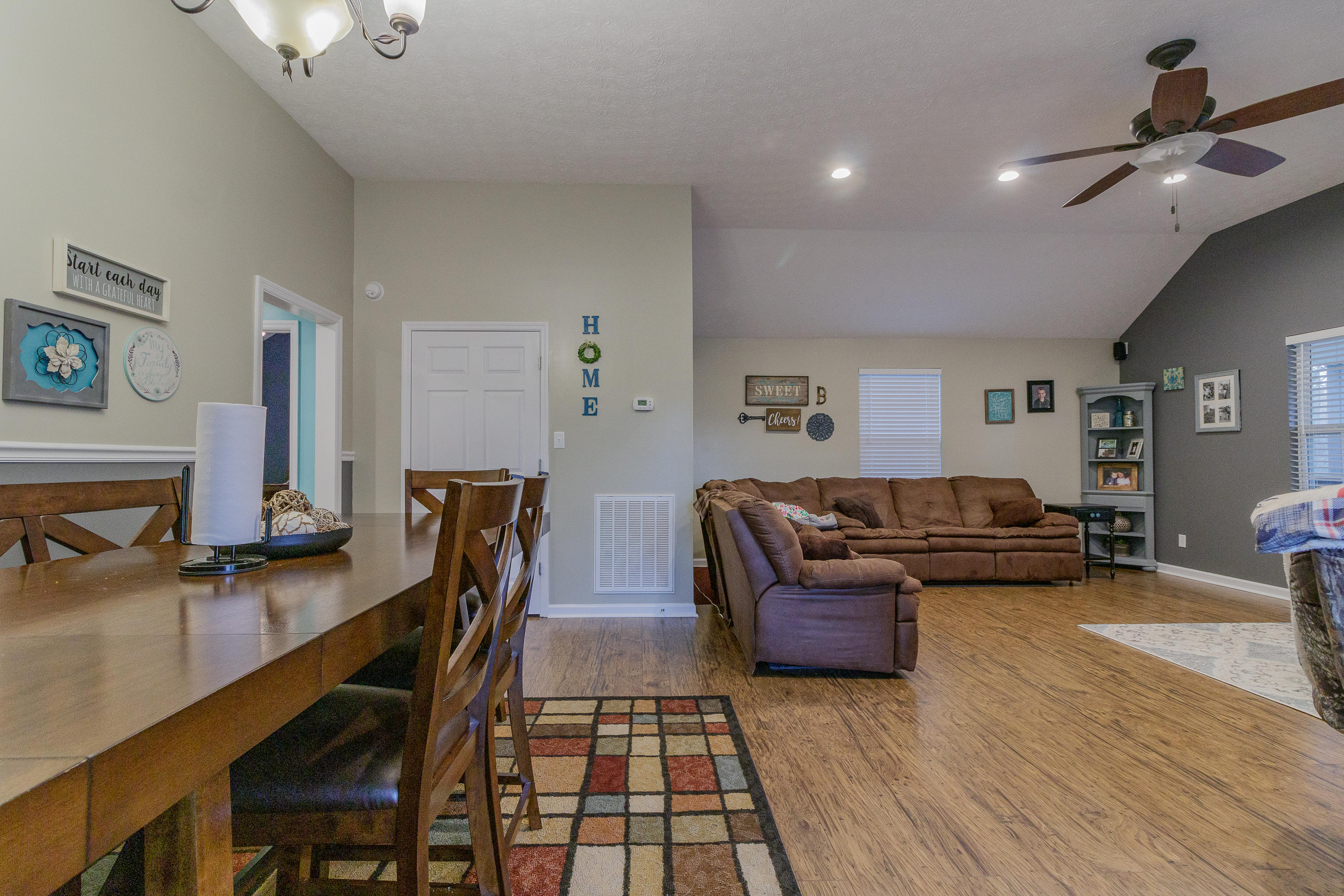 2235 Corinth Road LaFayette, GA 30728 - Photo 17 of 58 Den / Family Room