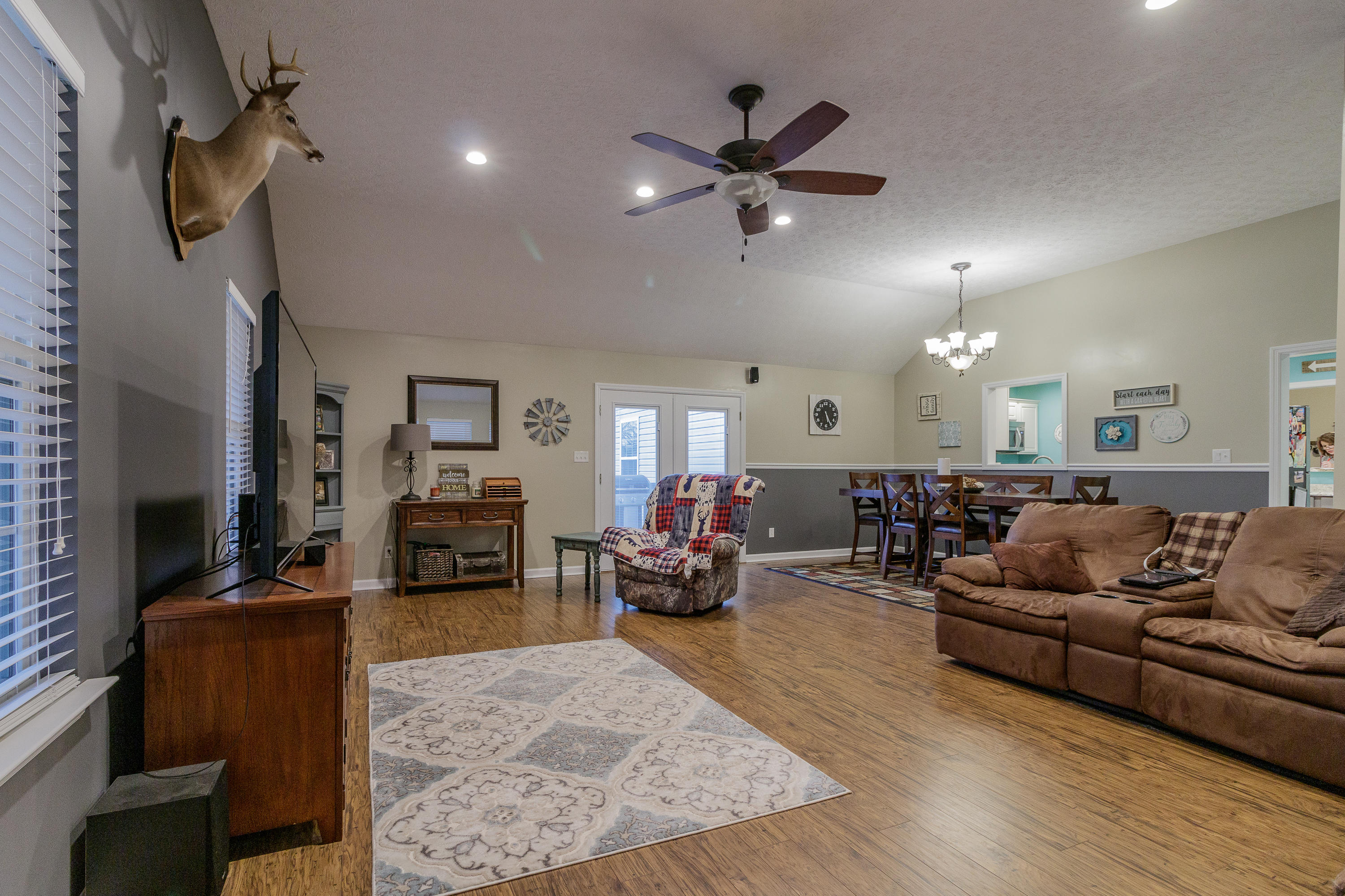 2235 Corinth Road LaFayette, GA 30728 - Photo 18 of 58 Den / Family Room