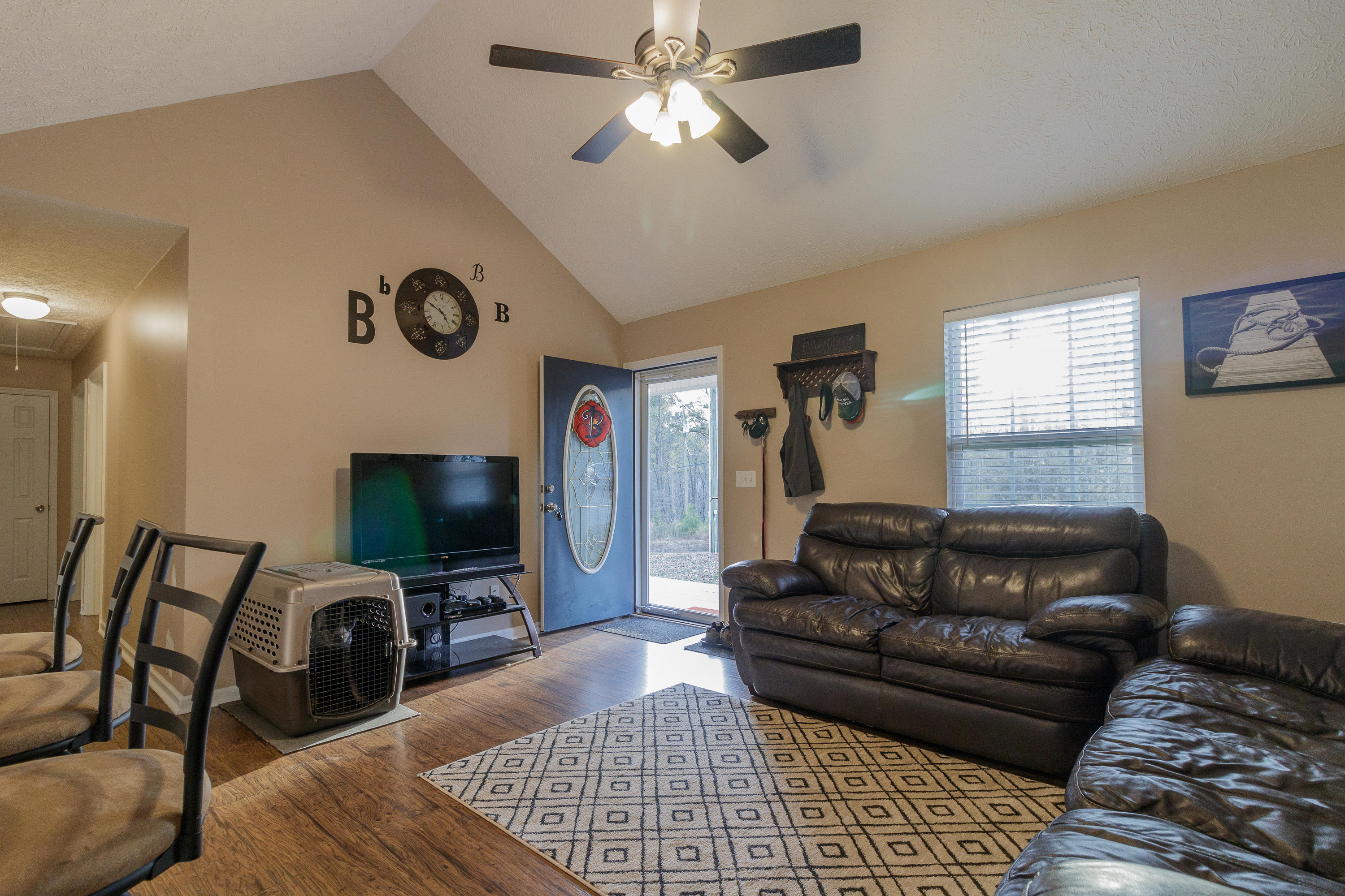 2235 Corinth Road LaFayette, GA 30728 - Photo 4 of 58 Living Room