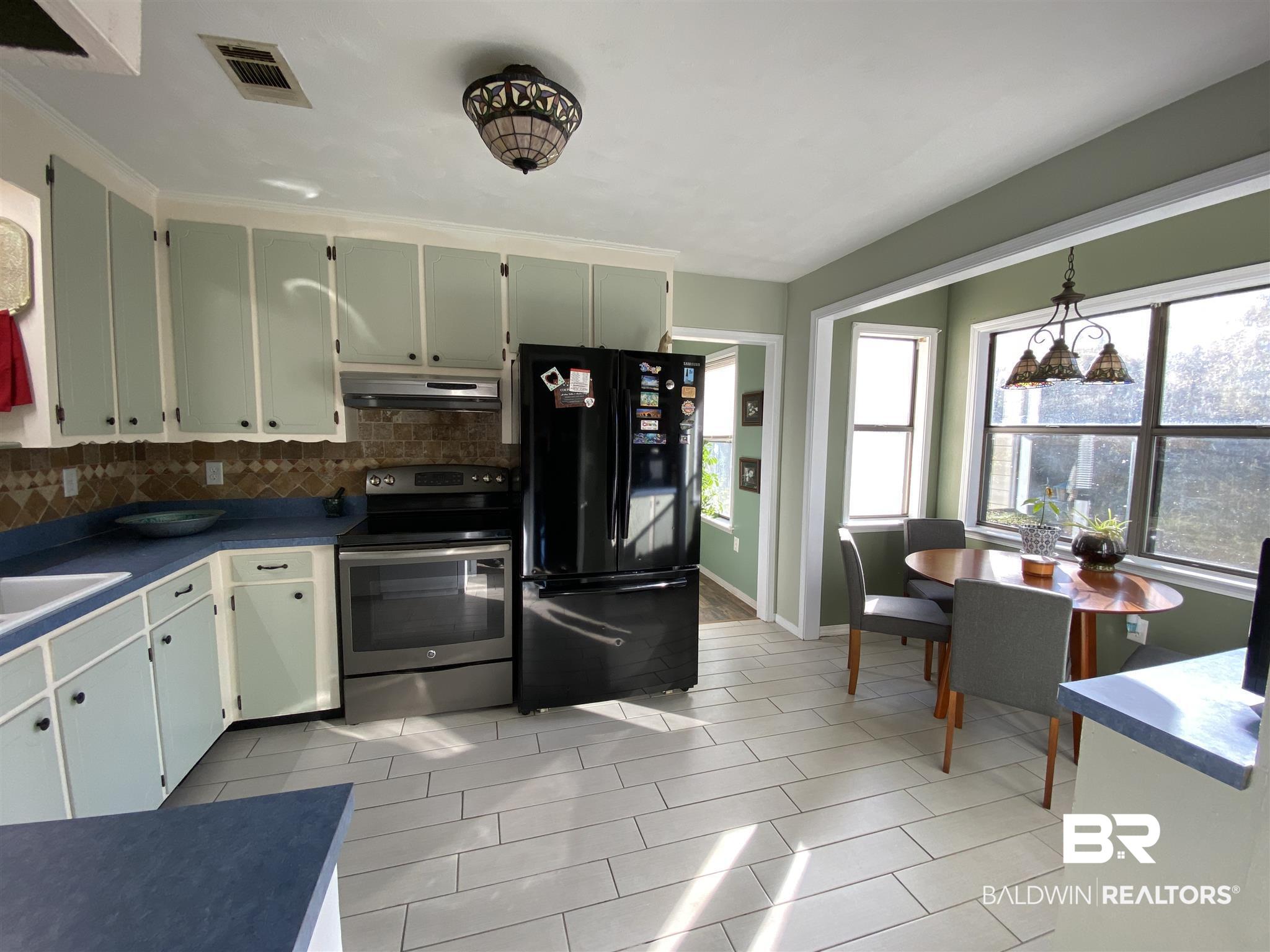 26849 Ernest Patterson Road Robertsdale, AL 36567 - Photo 18 of 41