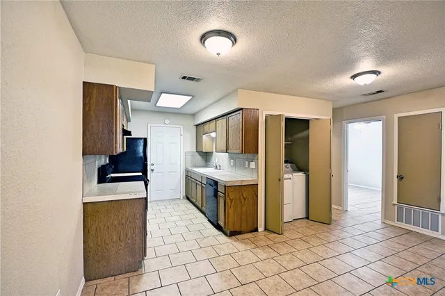 $1,300 | 525 Buttercup Lane, New Braunfels, TX 78130