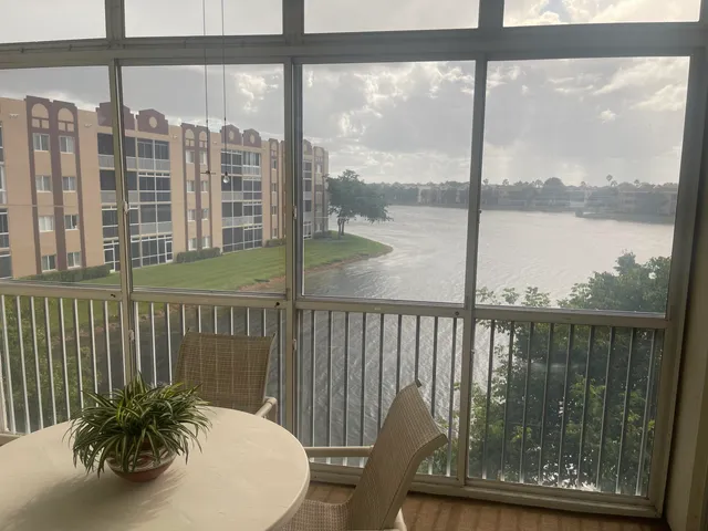 $285,000 | 7727 Southampton Terrace, Unit 305, Tamarac, FL 33321