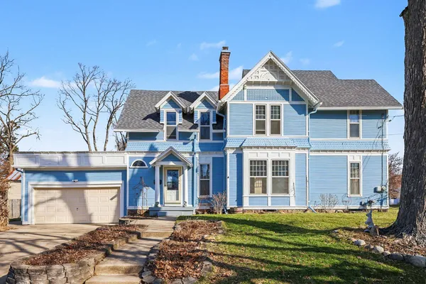 $295,000 | 706 Bloomfield Boulevard, Jackson, MI 49203