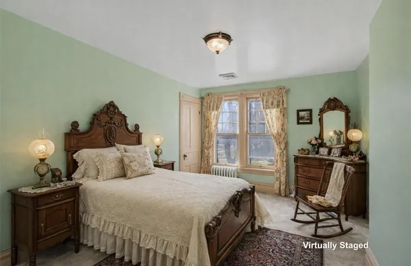 $295,000 | 706 Bloomfield Boulevard, Jackson, MI 49203