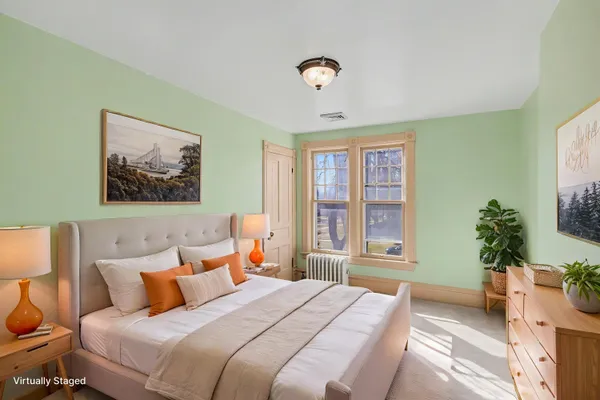 $295,000 | 706 Bloomfield Boulevard, Jackson, MI 49203