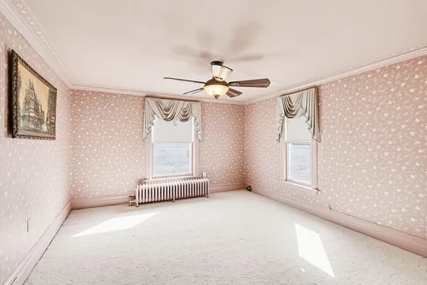 $295,000 | 706 Bloomfield Boulevard, Jackson, MI 49203