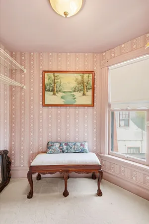 $295,000 | 706 Bloomfield Boulevard, Jackson, MI 49203