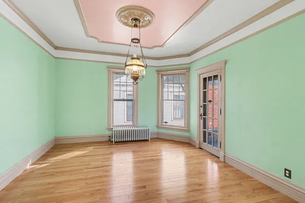 $295,000 | 706 Bloomfield Boulevard, Jackson, MI 49203