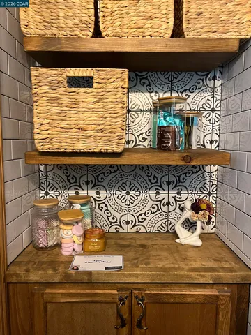 $359,999 | 204 Alameda Street, Vallejo, CA 94590