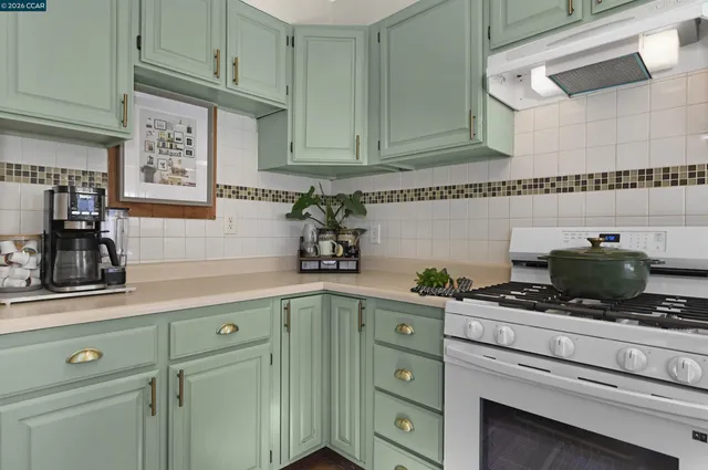 $359,999 | 204 Alameda Street, Vallejo, CA 94590