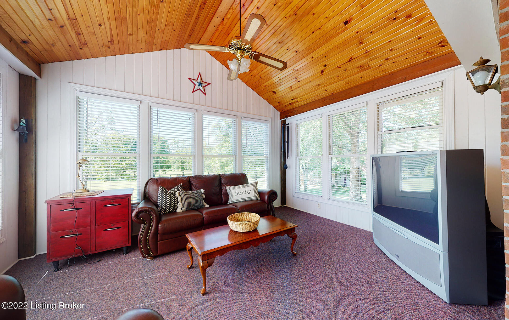 9216 Fairmount Road Louisville, KY 40291 - Photo 35 of 121 9216-Fairmount-Rd_037