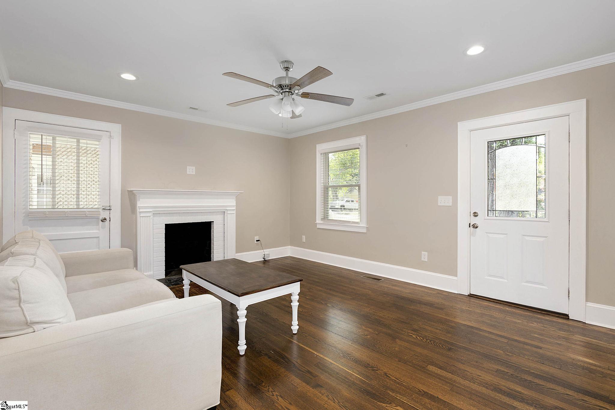 615 Perry Road Greenville, SC 29609 - Photo 11 of 23 Gallery Image 11