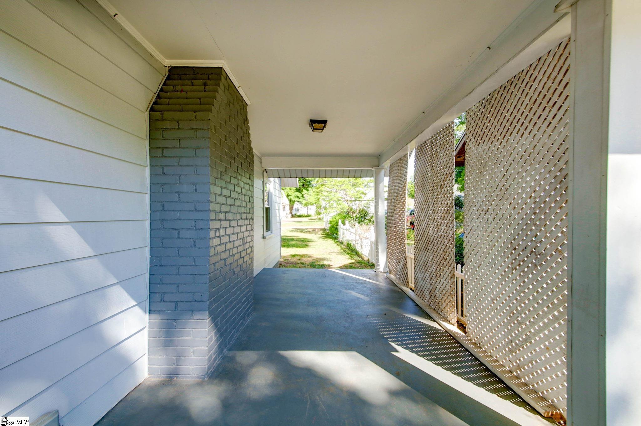 615 Perry Road Greenville, SC 29609 - Photo 17 of 23 Gallery Image 17
