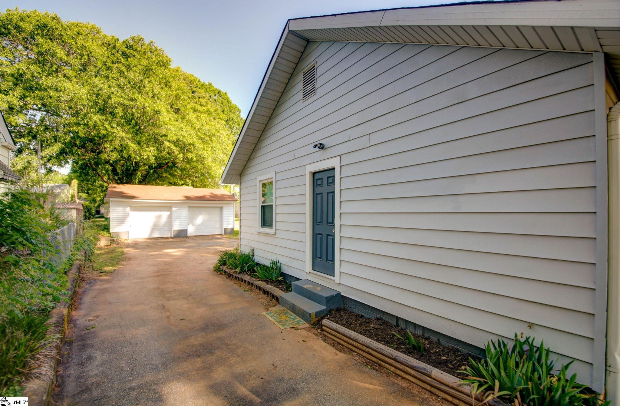 615 Perry Road Greenville, SC 29609 - Photo 21 of 23 Gallery Image 21
