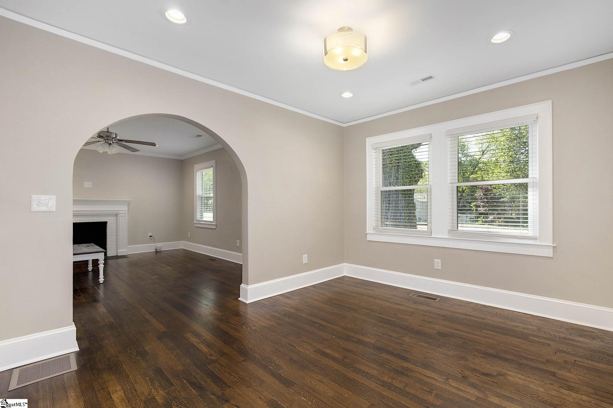 615 Perry Road Greenville, SC 29609 - Photo 8 of 23 Gallery Image 8