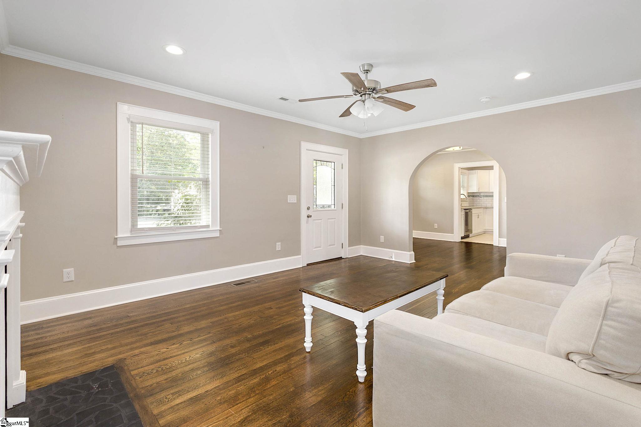 615 Perry Road Greenville, SC 29609 - Photo 10 of 23 Gallery Image 10