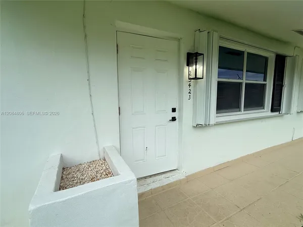 $1,800 | 25423 Southwest 107th Court, Unit 25423, Homestead, FL 33032