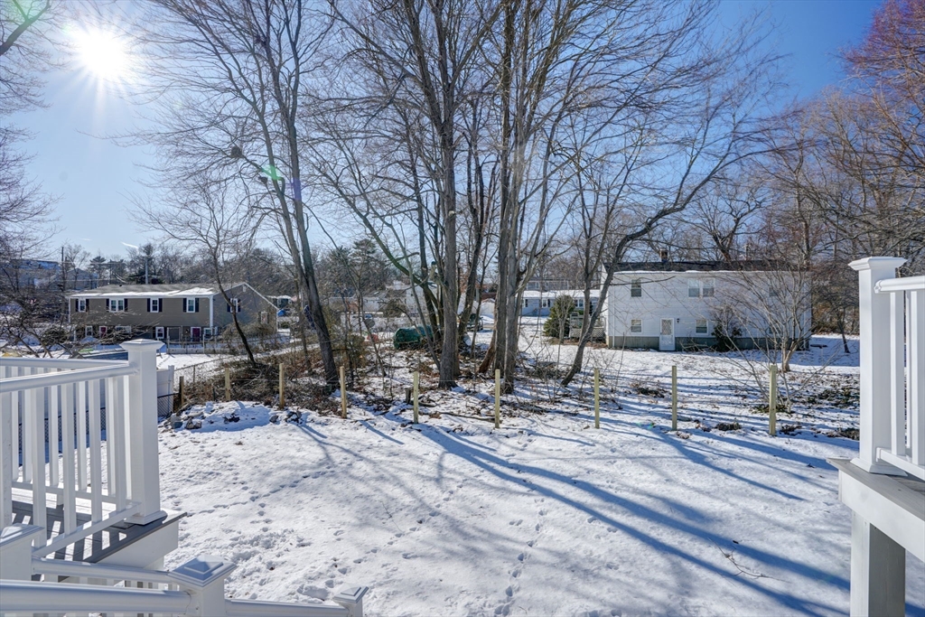 24 Lake View Road Weymouth, MA 02189 - Photo 12 of 39 Gallery Image 12