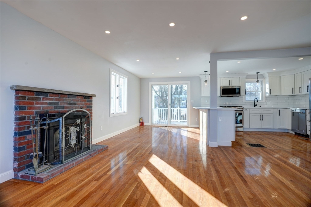 24 Lake View Road Weymouth, MA 02189 - Photo 15 of 39 Gallery Image 15