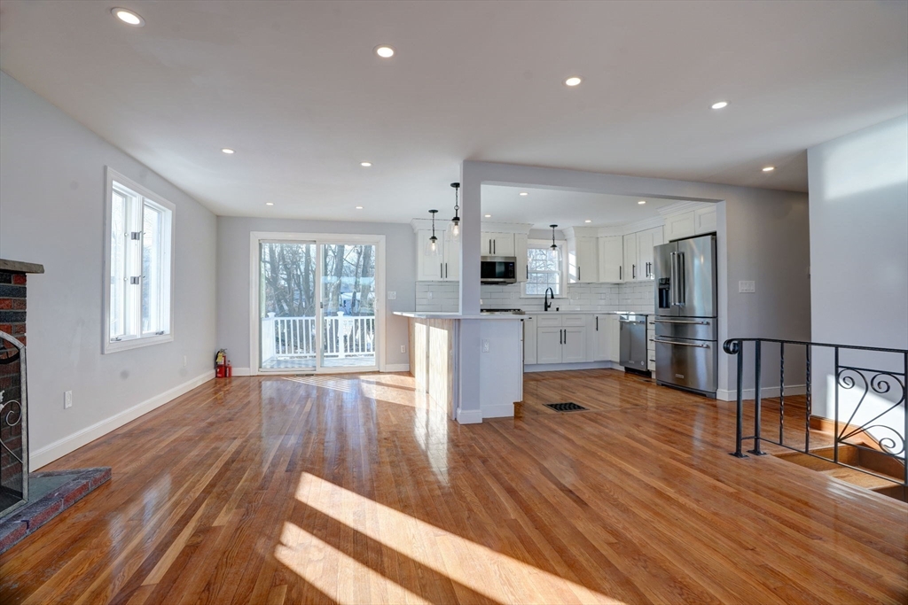 24 Lake View Road Weymouth, MA 02189 - Photo 18 of 39 Gallery Image 18