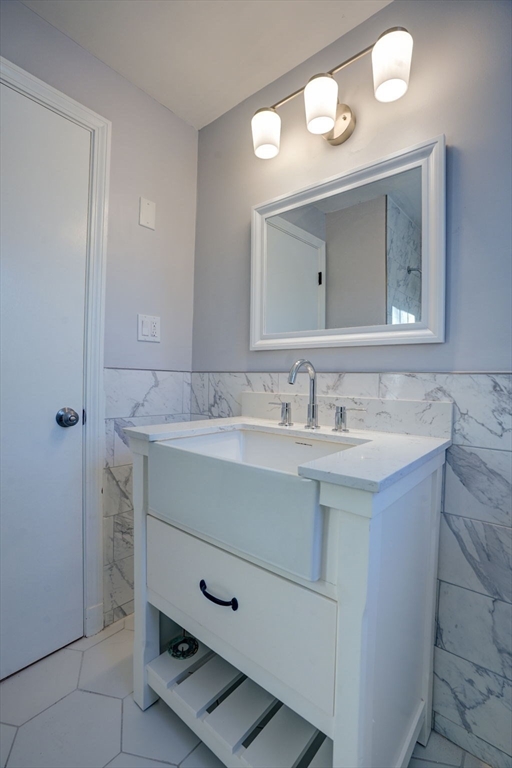 24 Lake View Road Weymouth, MA 02189 - Photo 30 of 39 Gallery Image 30