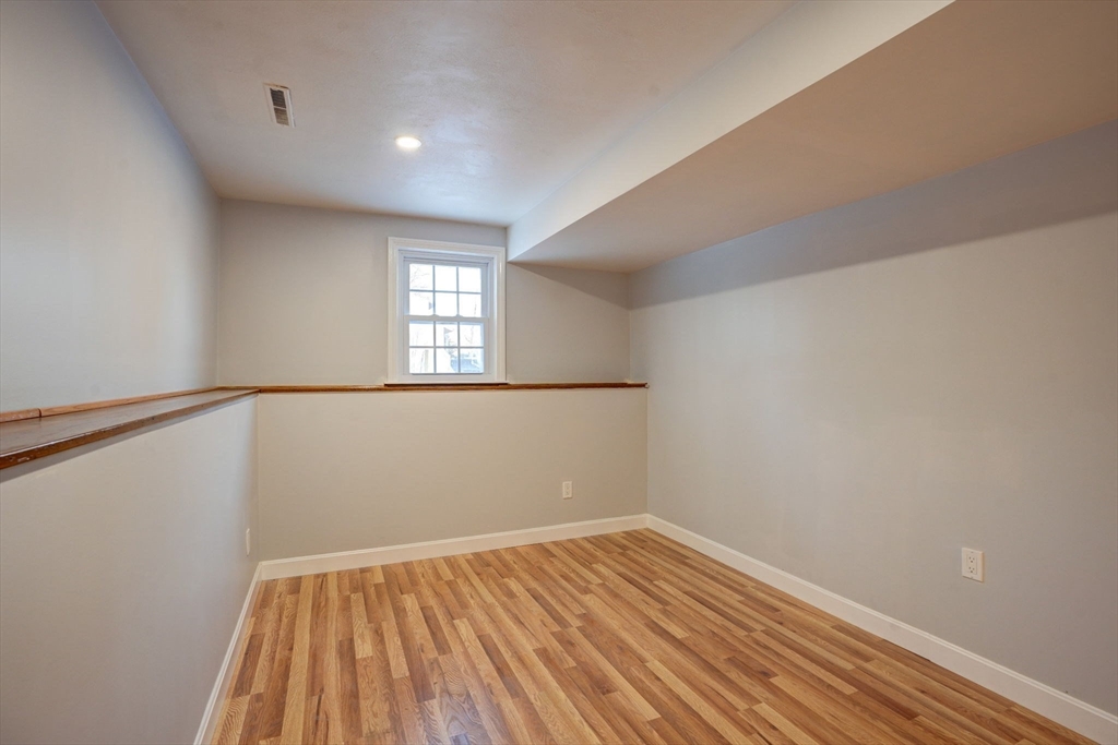 24 Lake View Road Weymouth, MA 02189 - Photo 31 of 39 Gallery Image 31