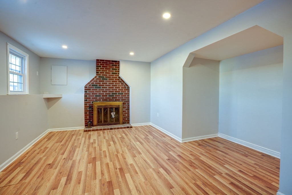 24 Lake View Road Weymouth, MA 02189 - Photo 33 of 39 Gallery Image 33