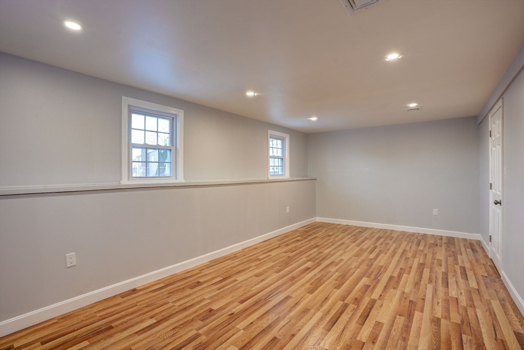 24 Lake View Road Weymouth, MA 02189 - Photo 35 of 39 Gallery Image 35