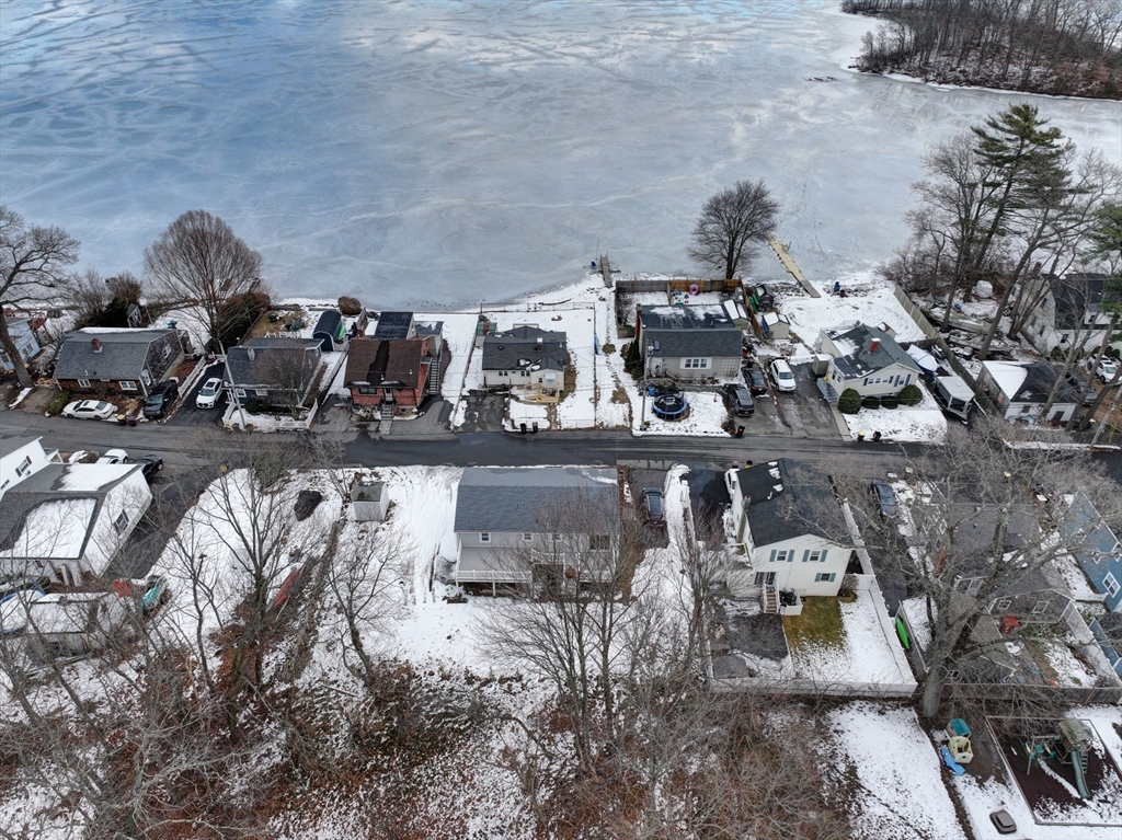 24 Lake View Road Weymouth, MA 02189 - Photo 10 of 39 Gallery Image 10