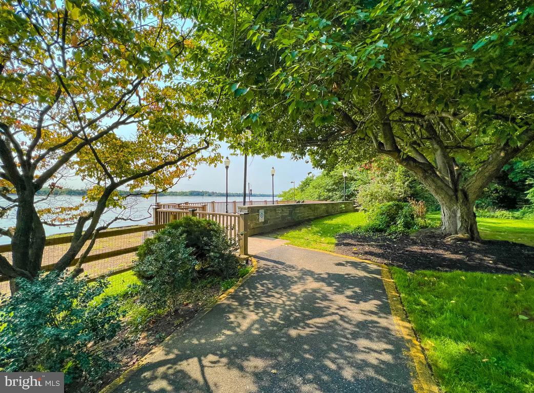 72105 Delaire Landing Road Philadelphia, PA 19114 - Photo 26 of 34 River Walk